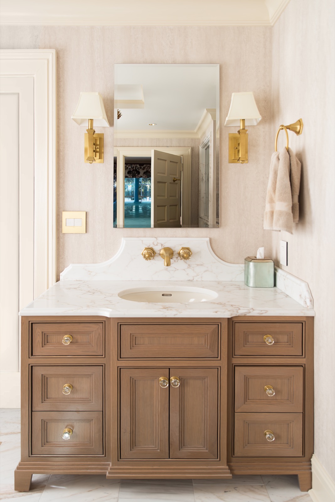 Bathroom vanity detail in White quartz with ogee edge and backsplash