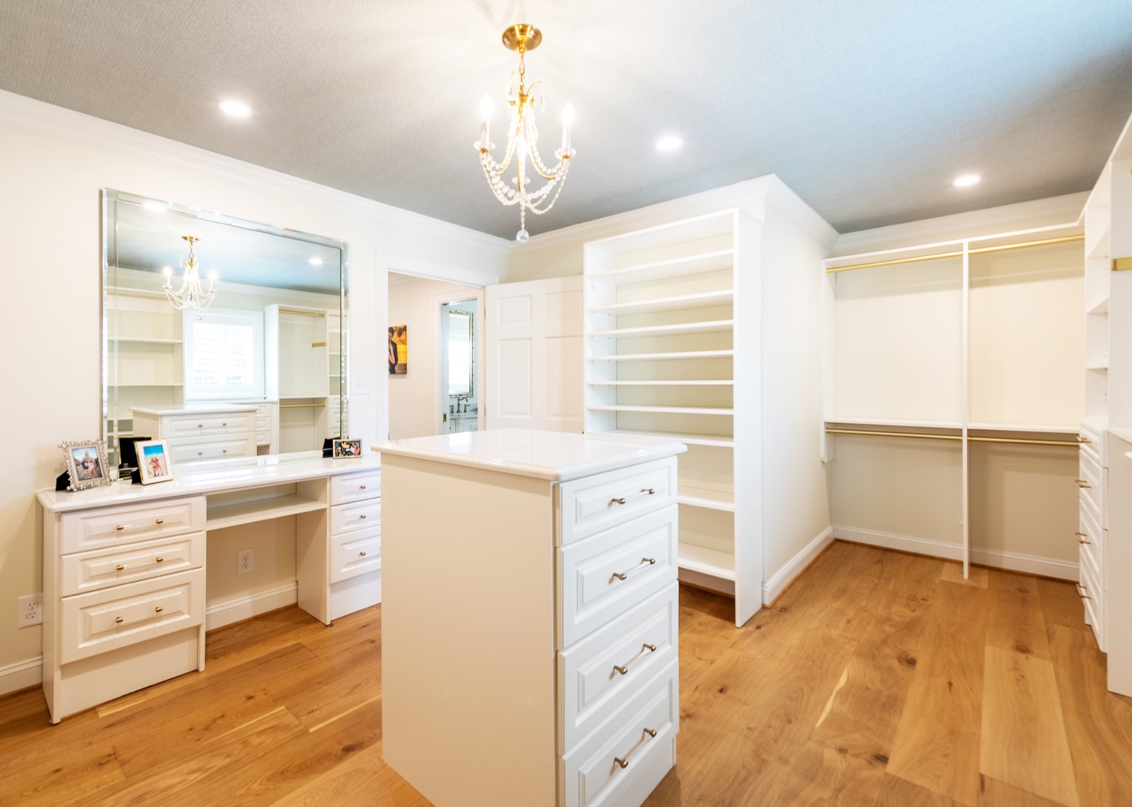 Walk-in closet countertop in Calacatta Gold finish
