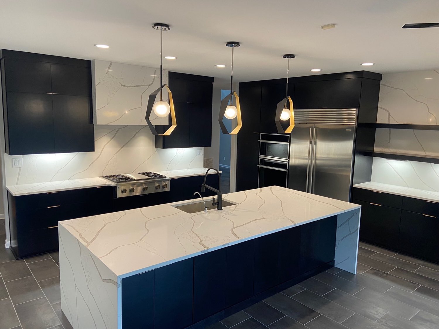 White quartz kitchen countertops in Fayetteville NC showroom